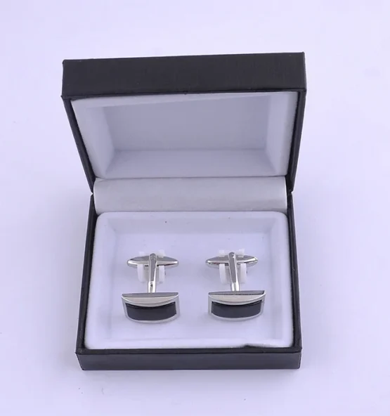 CUFFLINK BOXES4 555x592