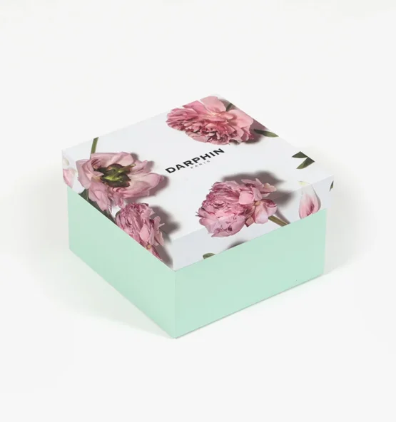 CUSTOM FLORAL BOXES1 555x592