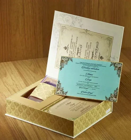 CUSTOM INVITATION BOXES3 555x592